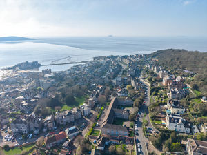 Photo 10- click for photo gallery